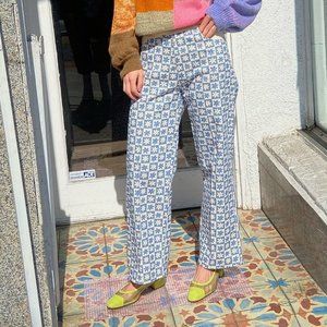 Robyn Jean - Blue Daisy Check/Natural